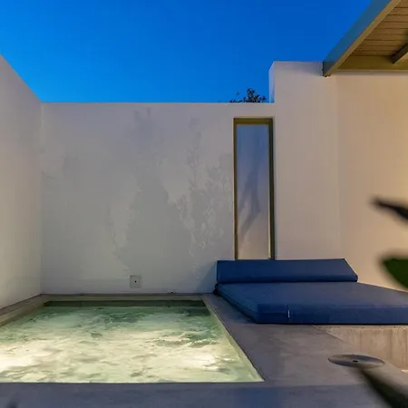 White Holidays Project * Tinos