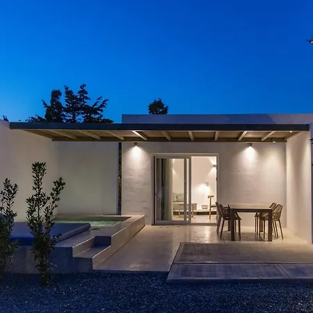 White Holidays Project Aparthotel 4*