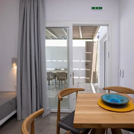 White Holidays Project 4* Tínos