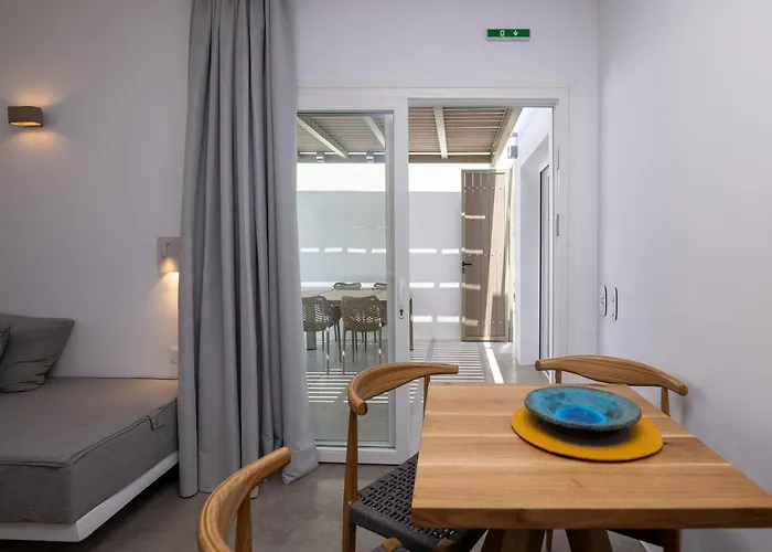 White Holidays Project 4* Tínos