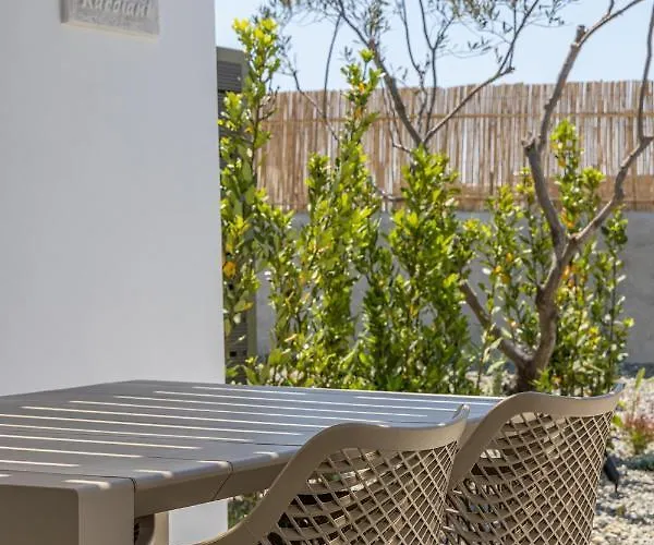 Apart-hotel White Holidays Project